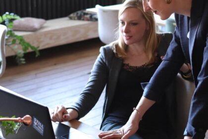 Etkili CV Hazırlama Teknikleri: İşverenleri Etkilemenin Yolları